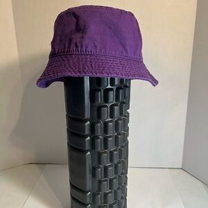 Newhattan purple bucket, hat, large/extra 100% cotton, 2 inch brim.